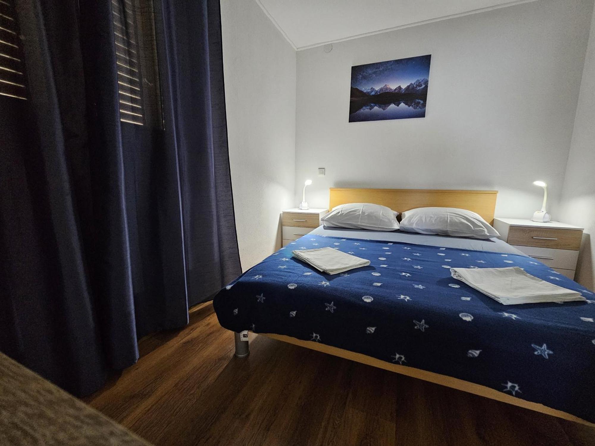 Modern Apartment Nikola In A Quiet Area Kaštel Stari Esterno foto