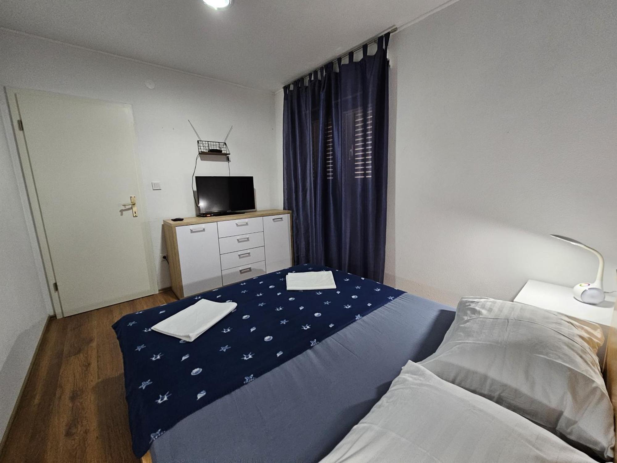 Modern Apartment Nikola In A Quiet Area Kaštel Stari Esterno foto