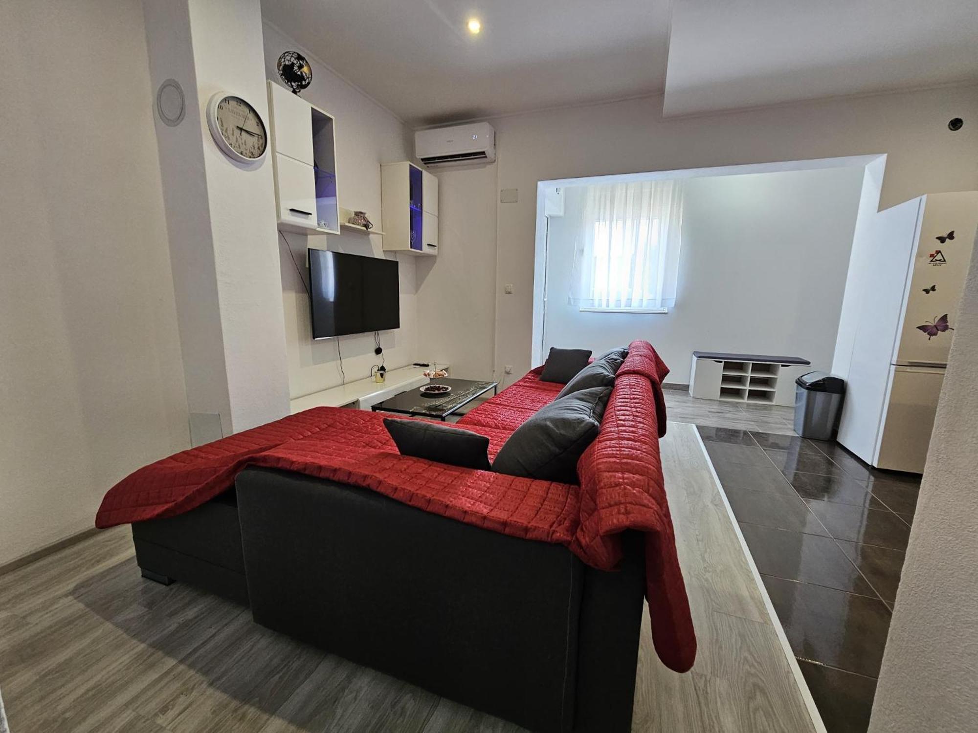 Modern Apartment Nikola In A Quiet Area Kaštel Stari Esterno foto
