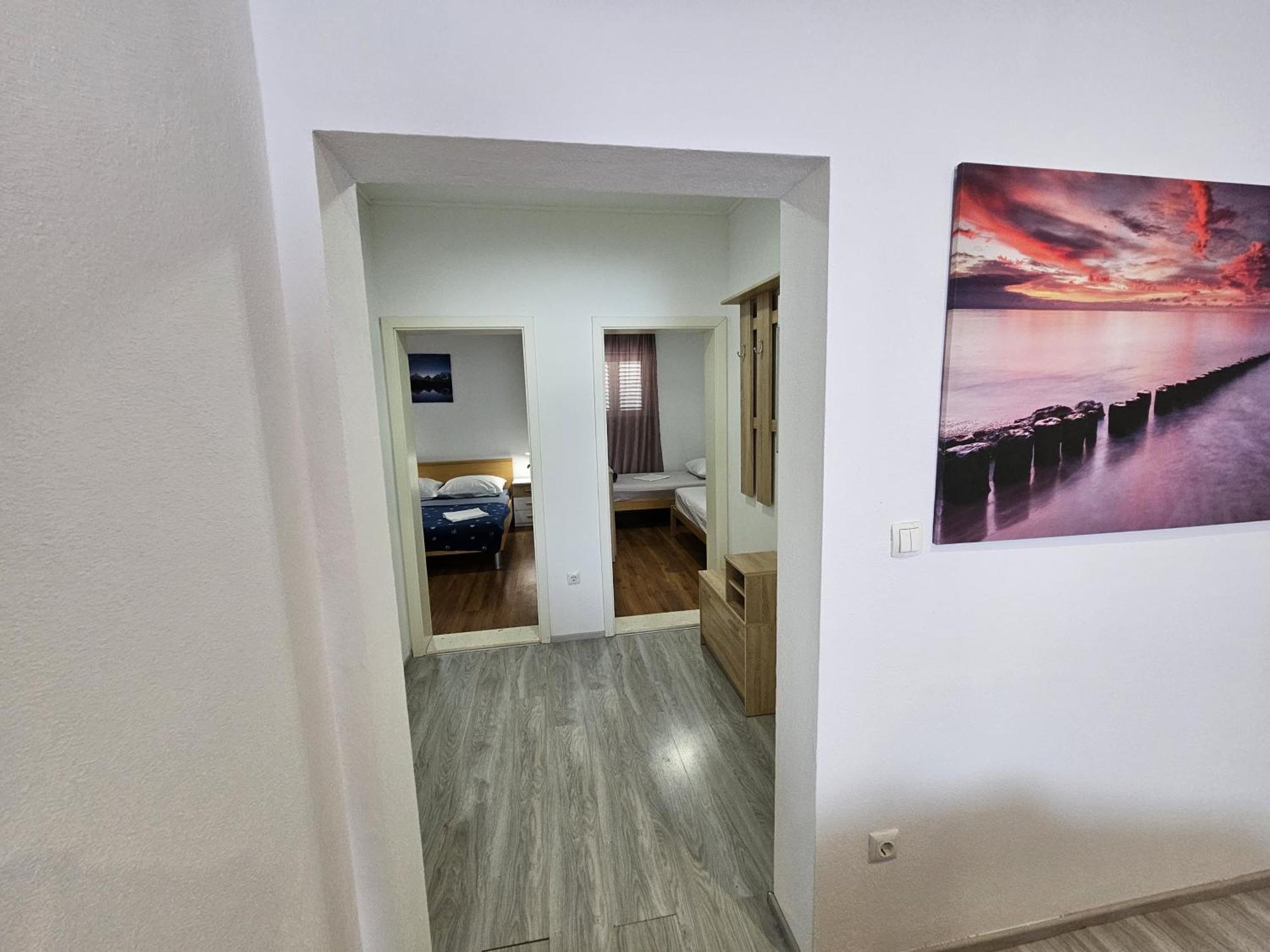 Modern Apartment Nikola In A Quiet Area Kaštel Stari Esterno foto